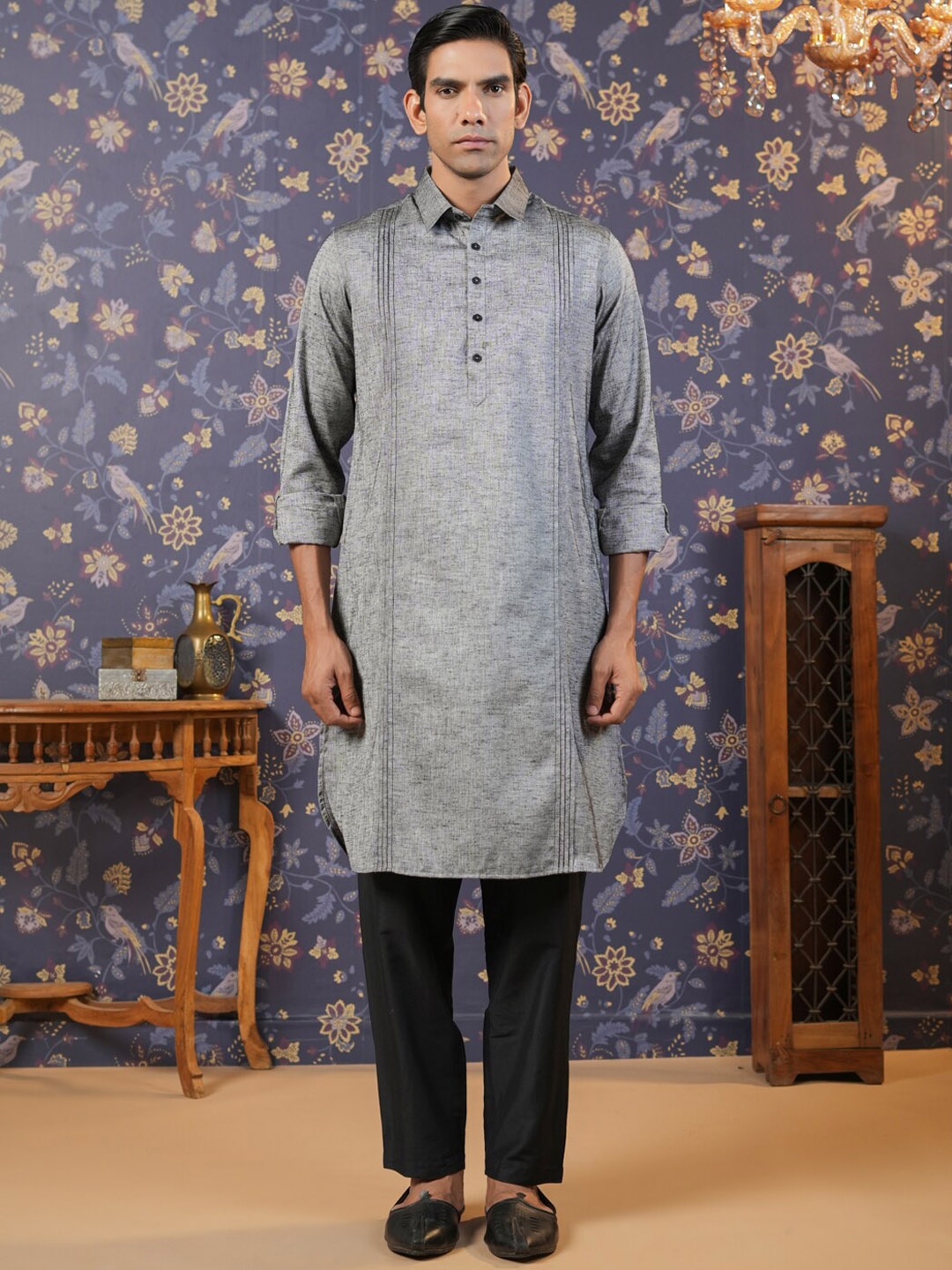 

House of Pataudi Men Printed Mandarin Collar Pure Cotton Kurta, Grey