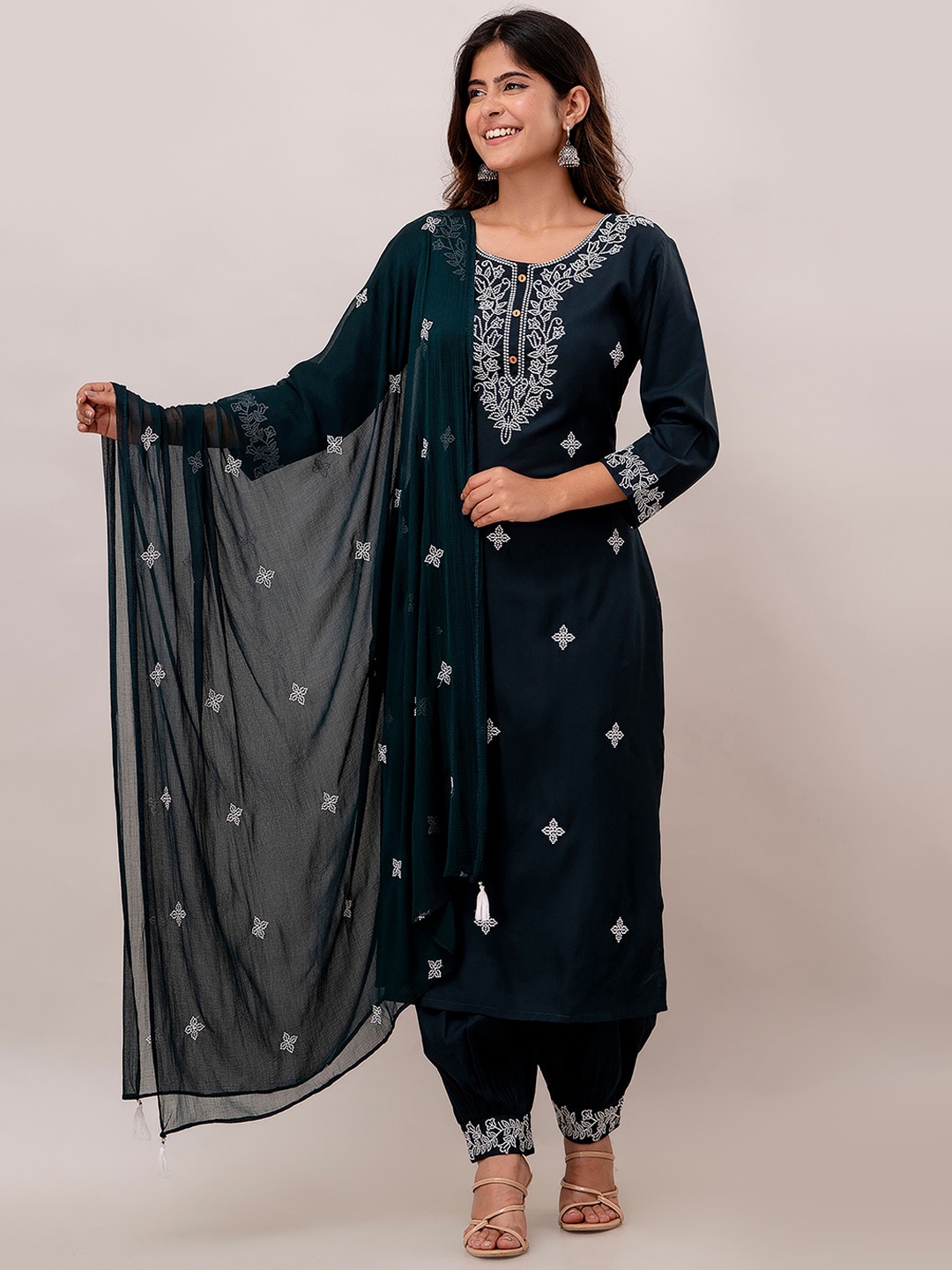 

Charu Floral Embroidered Regular Thread Work Kurta With Salwar & Dupatta, Teal