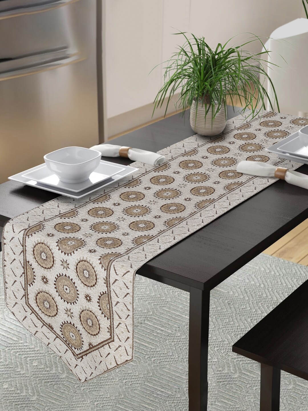 

Slushy Mushy Beige Floral Pure Cotton Table Runners