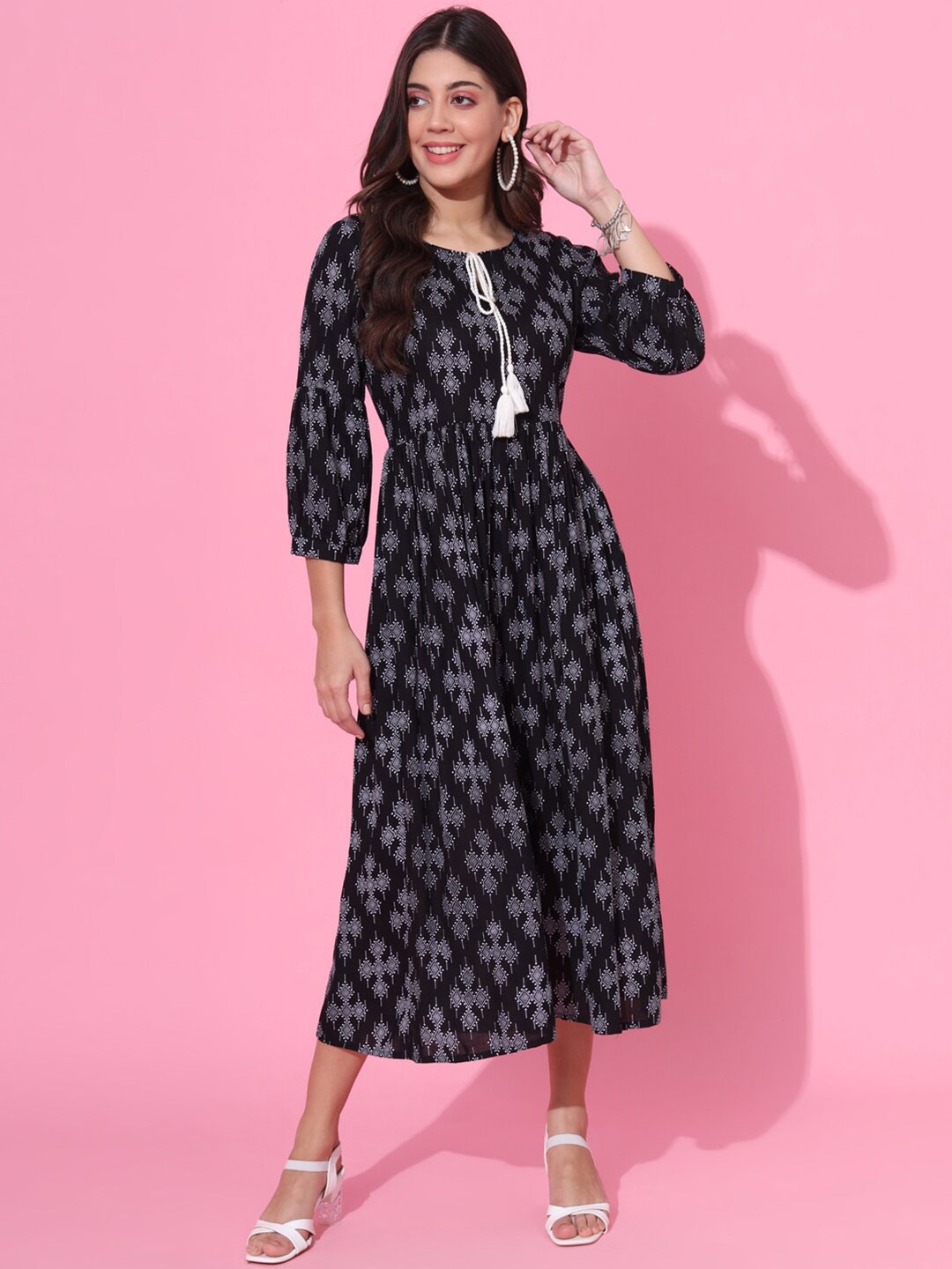 

DECKEDUP Geometric Printed Tie Up Neck A-Line Midi Dress, Black