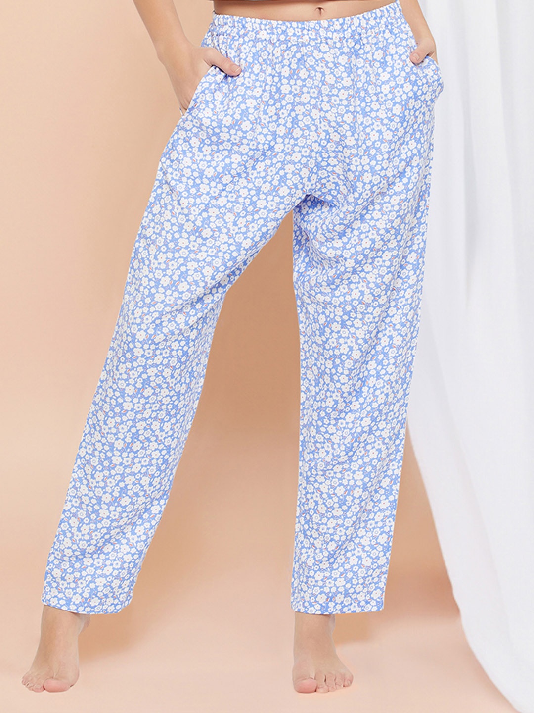 

Clovia Women Floral Printed Mid Rise Lounge Pants, Blue