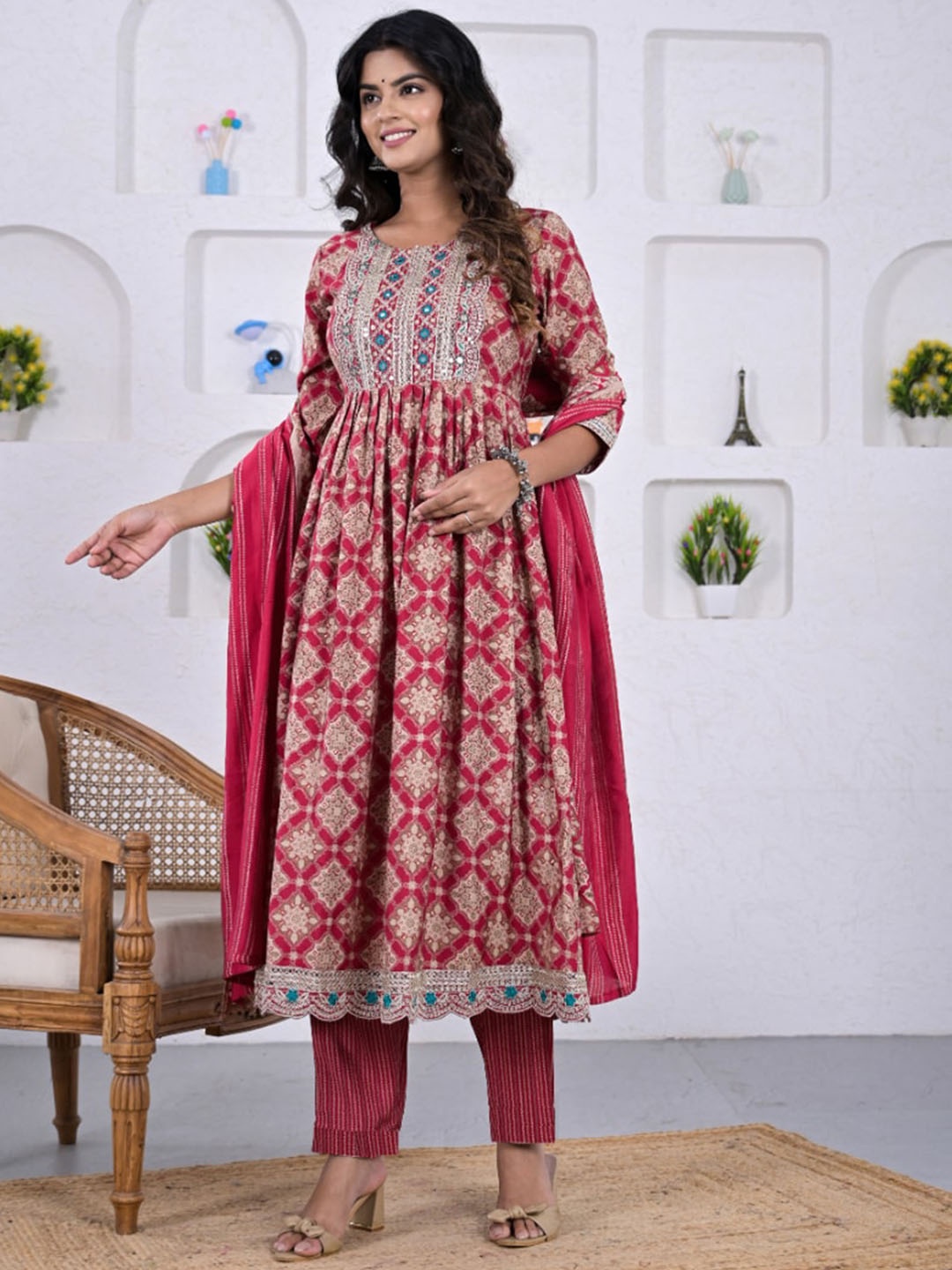 

ZARI Ethnic motifs Printed Anarkali Kurta with Trousers & With Dupatta, Red