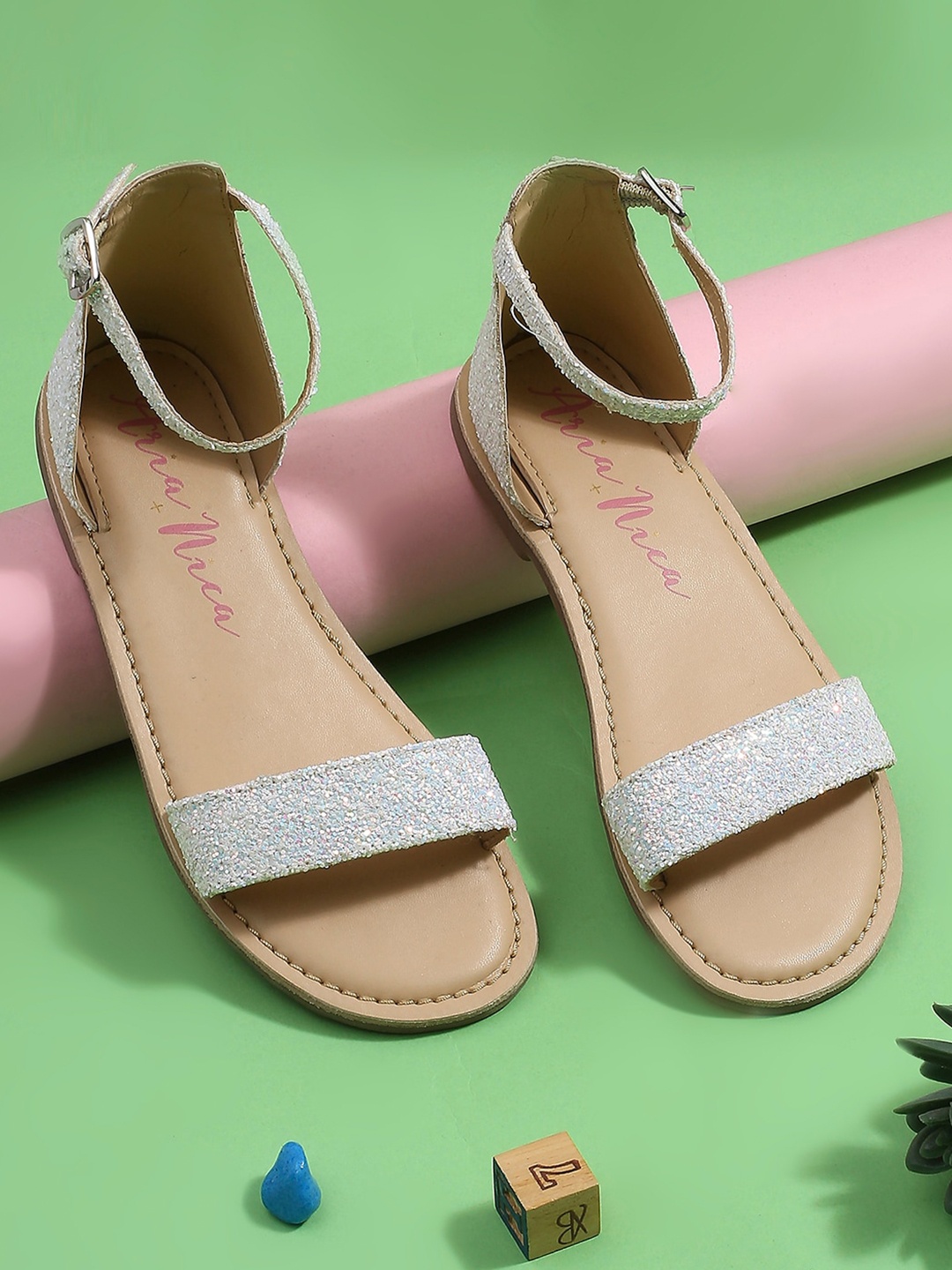 

Aria Nica Girls White Textured Gladiators Flats