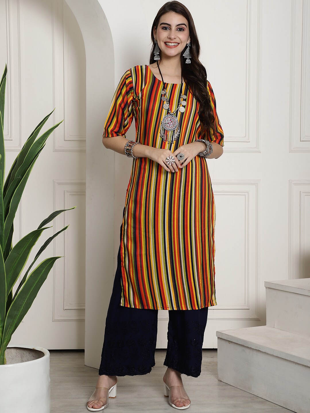 

Ethnic basket Striped Round Neck Regular Kurta, Red