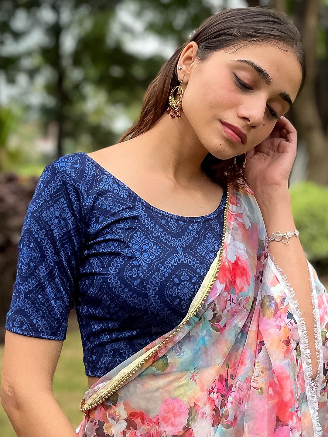 

Bindigasm's Advi Printed Round Neck Jacquard Saree Blouse, Navy blue