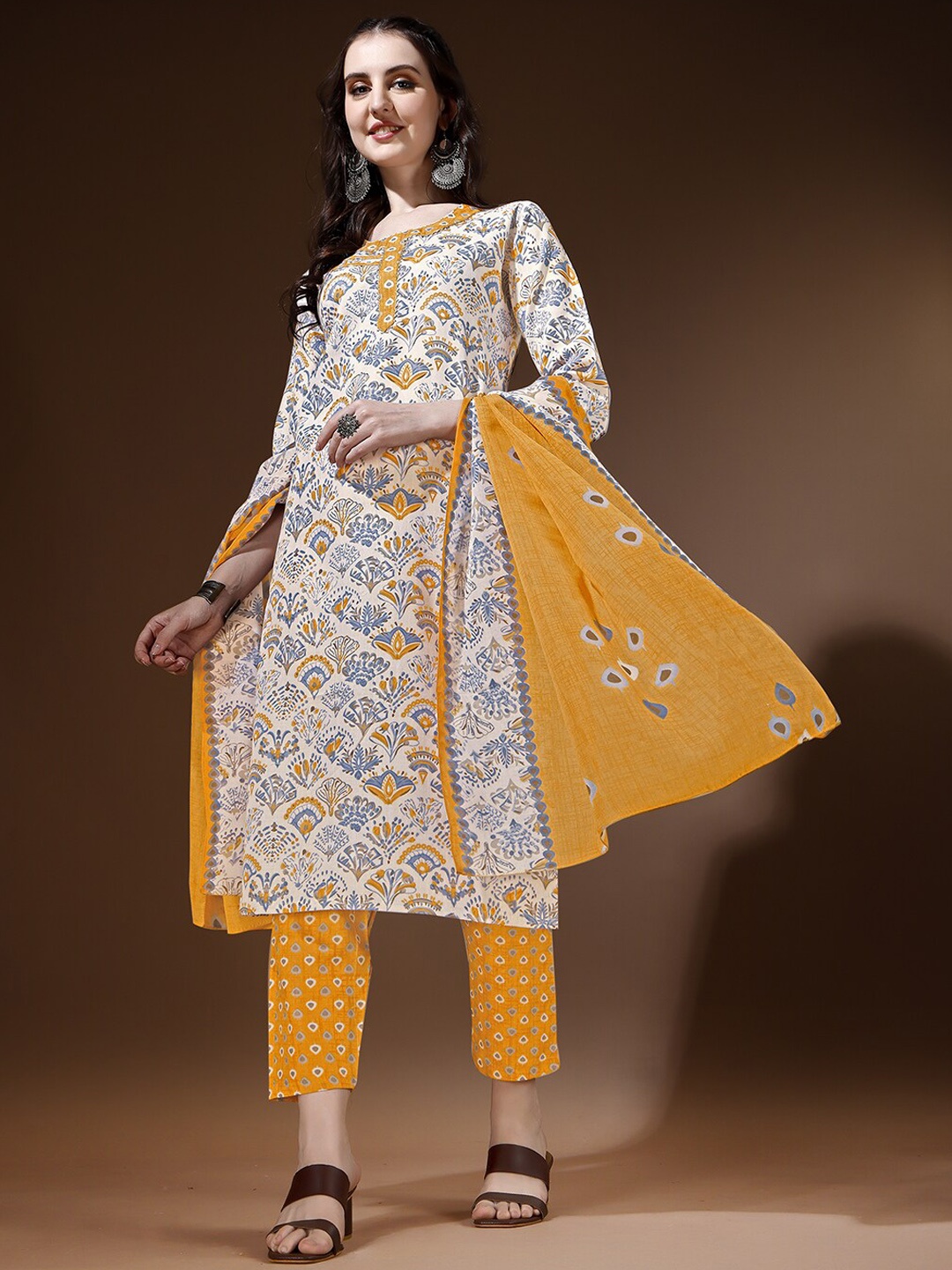 

KALINI Ethnic Motifs Printed Kurta with Trousers & Dupatta, Mustard