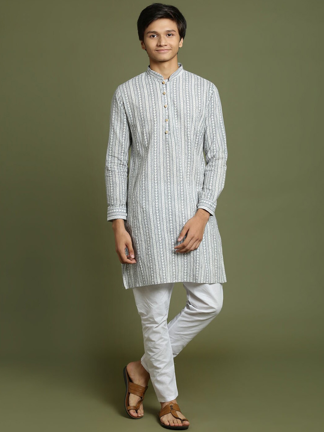 

VASTRAMAY Boys Ethnic Motifs Printed Pure Cotton Kurta With Pyjama, Grey