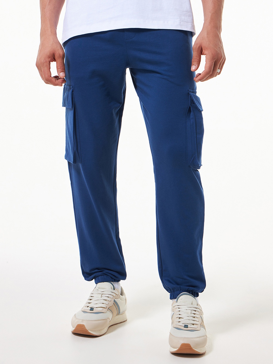 

Bewakoof Air 1.0 Oversized Cargo Joggers, Blue