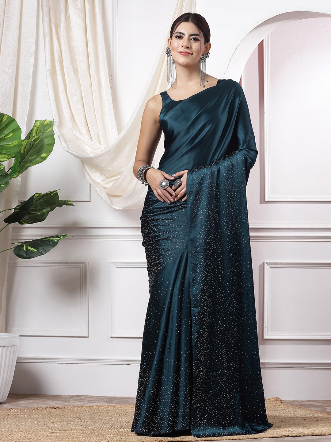

SIRIL Sequinned Detailed Saree, Teal