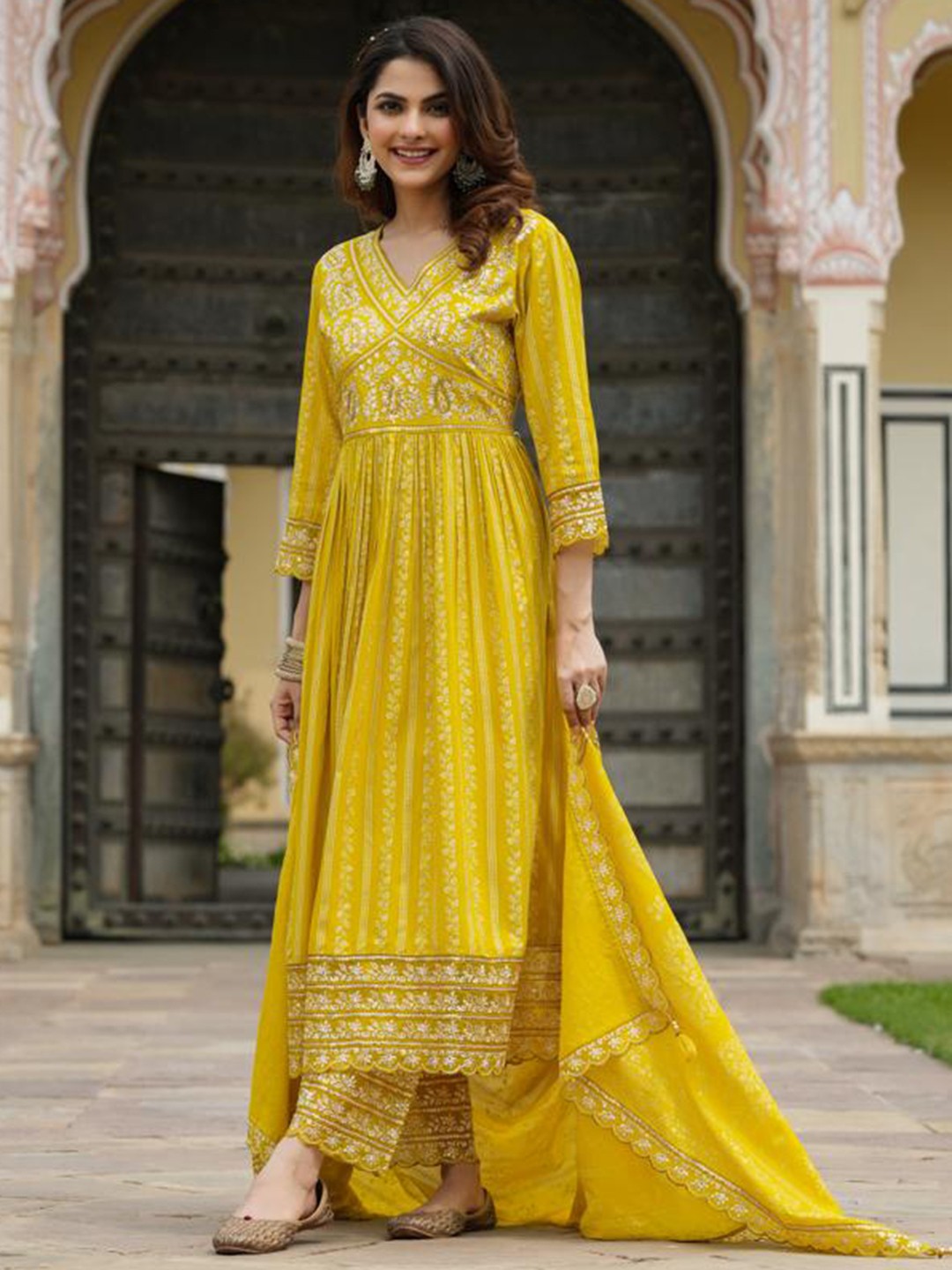 

KAJREE Ethnic Motifs Embroidered Kurta With Salwar & Dupatta, Yellow