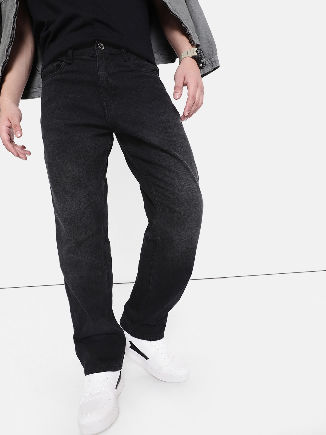 

The Roadster Lifestyle Co. Men Pure Cotton Straight Fit Jeans, Black