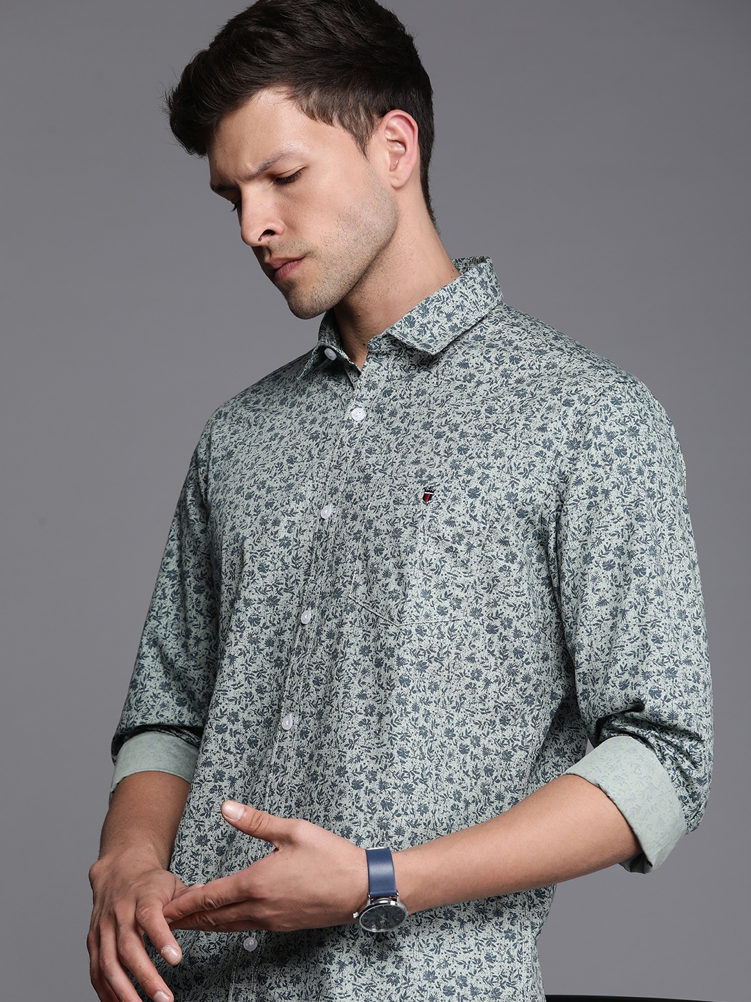

Louis Philippe Jeans Slim Fit Floral Printed Casual Shirt, Olive