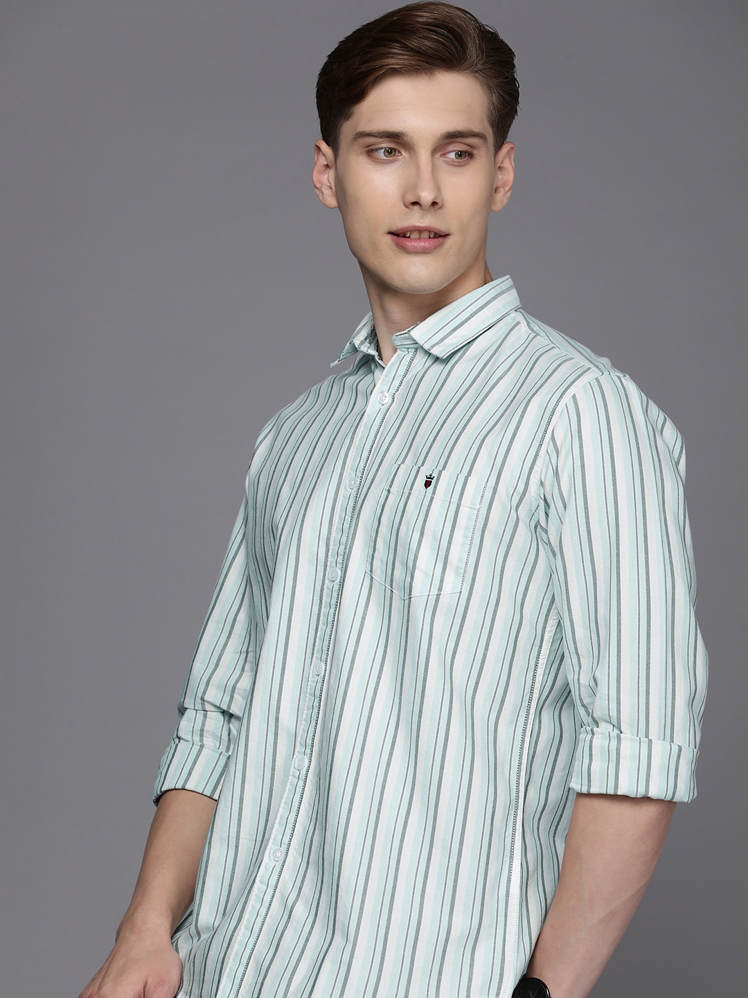 

Louis Philippe Jeans Pure Cotton Slim Fit Opaque Striped Casual Shirt, Green