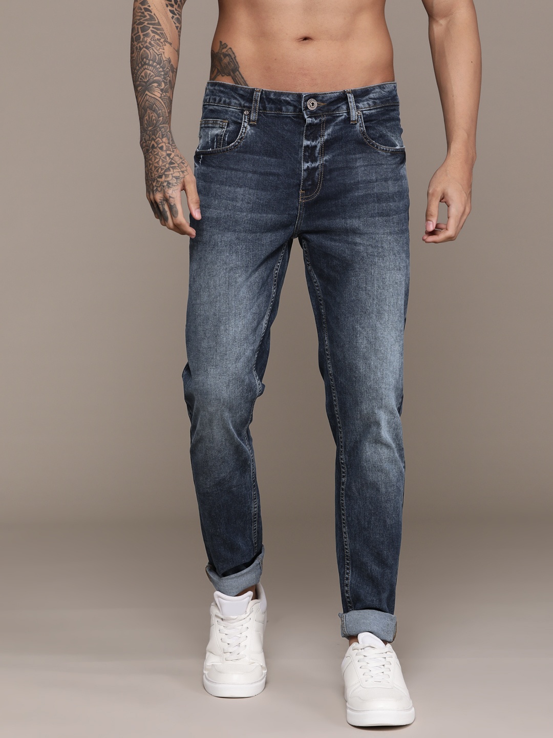 

The Roadster Lifestyle Co. Men Slim Tapered Jeans, Navy blue