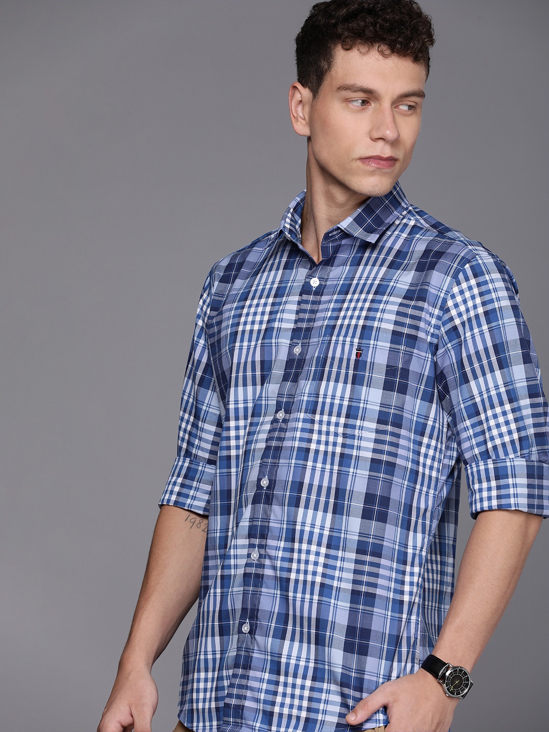 

Louis Philippe Sport Checked Slim Fit Opaque Pure Cotton Casual Shirt, Blue