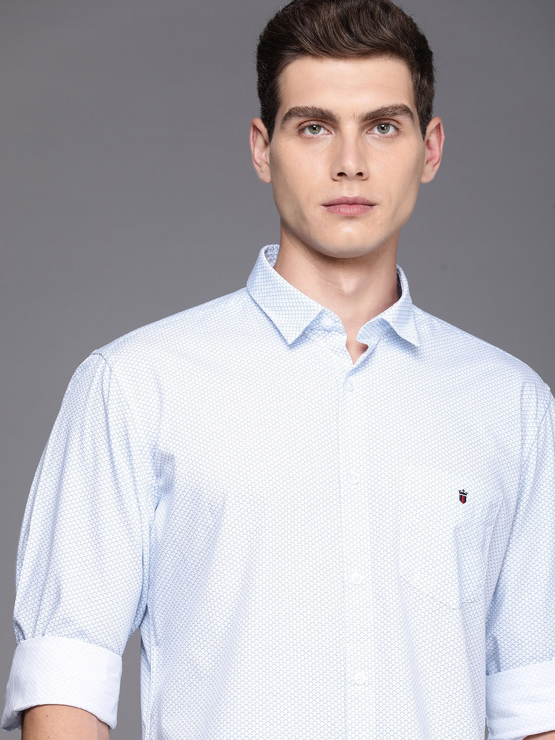 

Louis Philippe Sport Slim Fit Geometric Printed Pure Cotton Casual Shirt, White