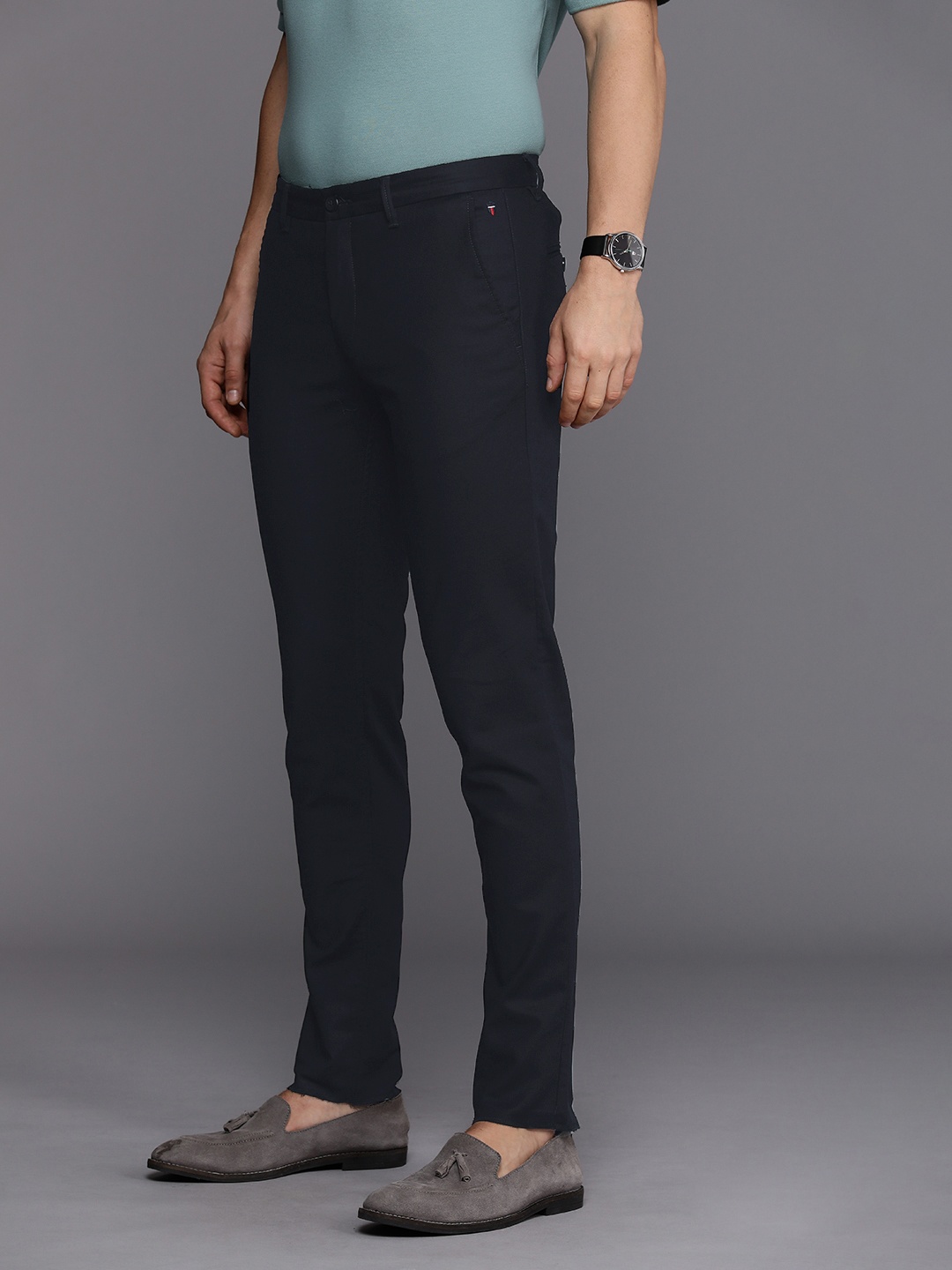 

Louis Philippe Sport Men Solid Smart Fit Chinos, Black