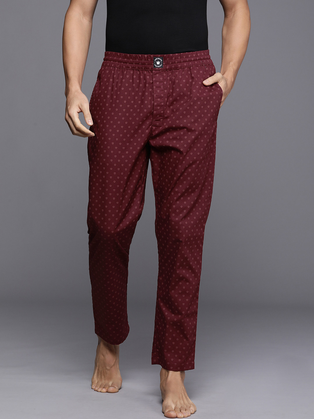 

Louis Philippe ATHPLAY Men Brand Logo Print Slim Fit Mid-Rise Lounge Pants, Maroon