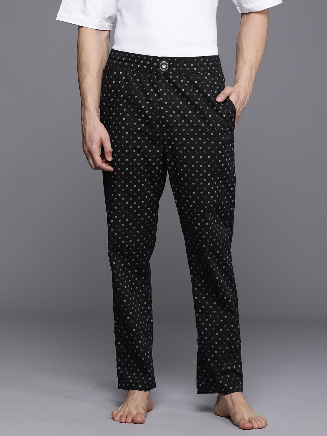 

Louis Philippe ATHPLAY Men Brand Logo Print Slim Fit Mid-Rise Lounge Pants, Black