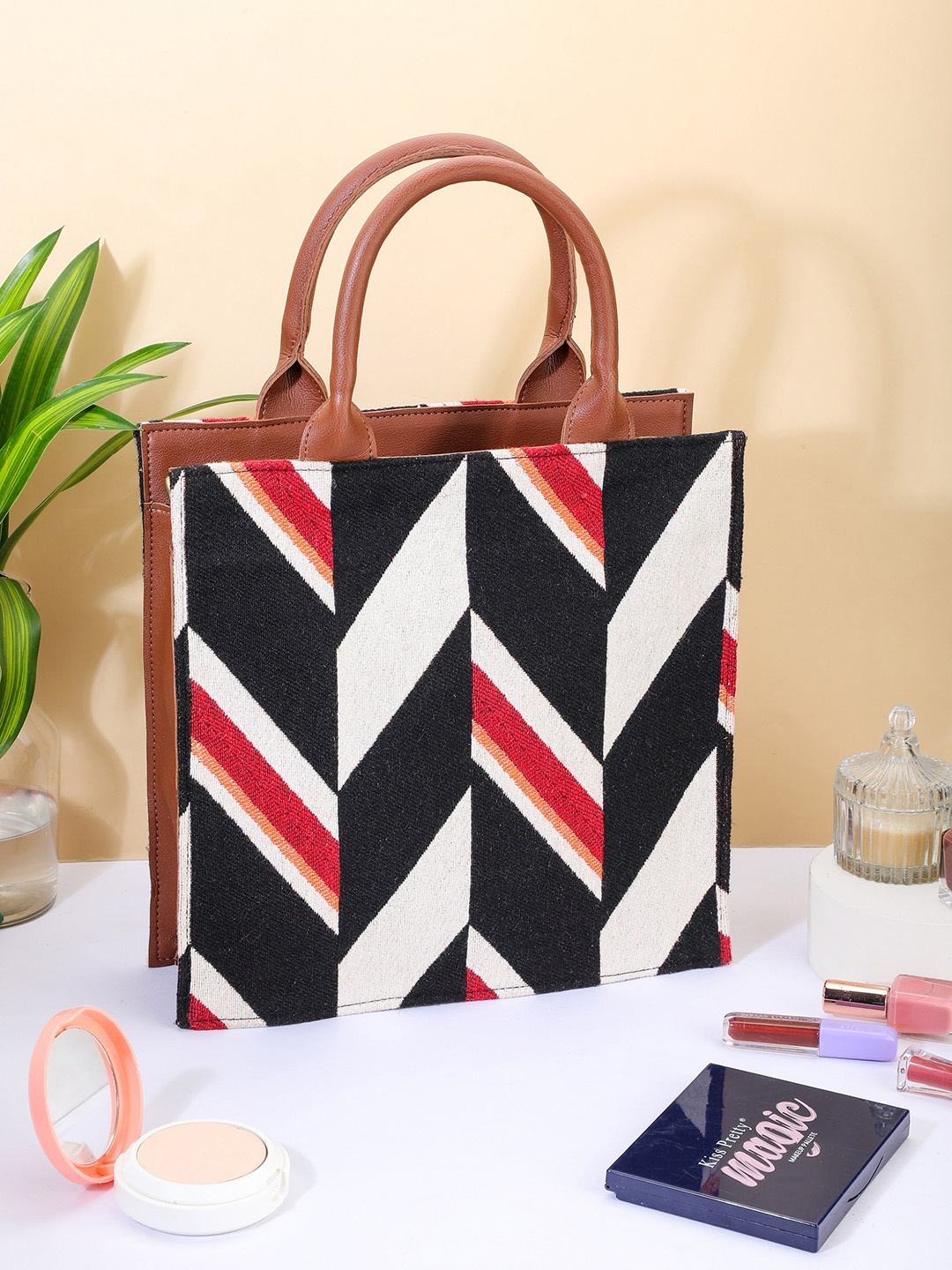 

ALII AND ALIIZEY Striped Structured Canvas Handheld Bag, Orange