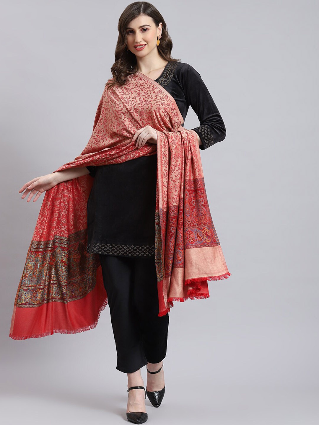 

Monte Carlo Woven Design Shawl, Pink