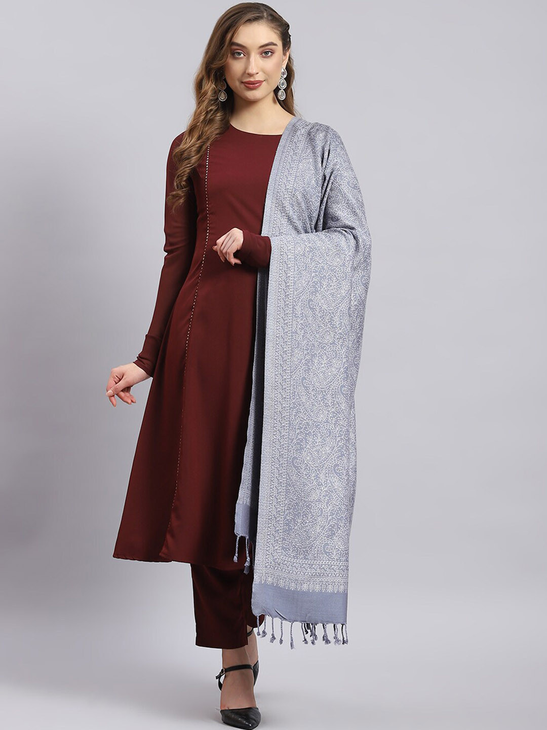 

Monte Carlo Woven Design Shawl, Grey