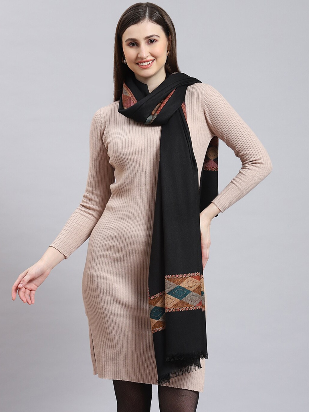 

Monte Carlo Geometric Woven Design Fringed Shawl, Black