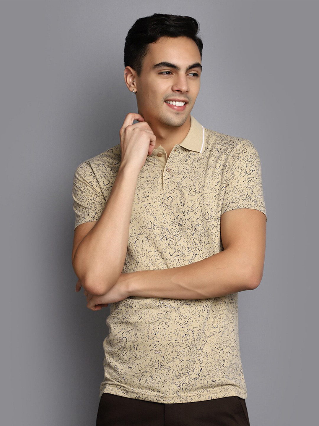 

V-Mart Abstract Printed Polo Collar T-shirt, Beige