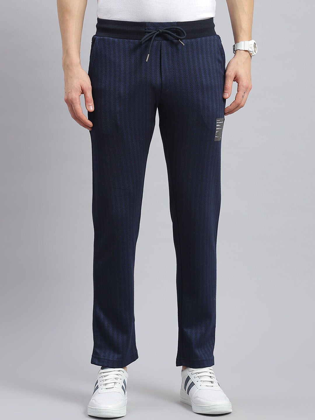 

Monte Carlo Men Striped Mid Rise Cotton Track Pants, Navy blue