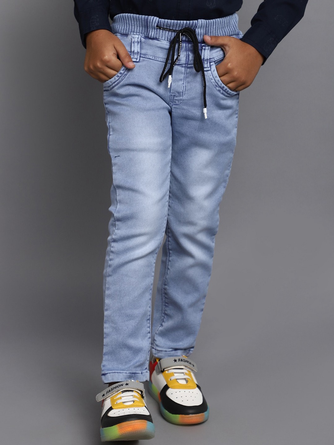

V-Mart Boys Regular Fit Mid-Rise Heavy Fade Cotton Jeans, Blue
