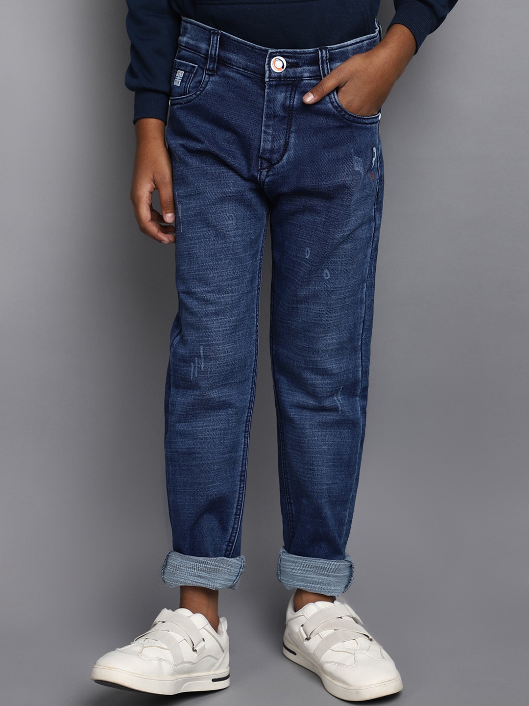 

V-Mart Boys Regular Fit Mid-Rise Mildly Distressed Light Fade Cotton Jeans, Blue