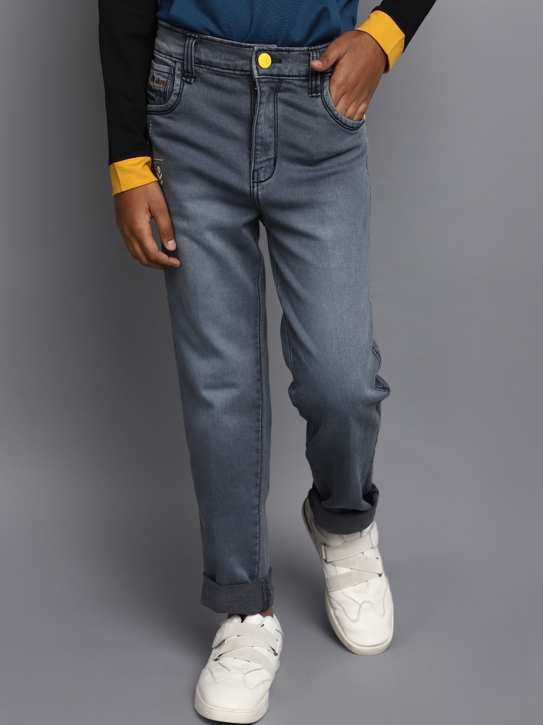 

V-Mart Boys Light Fade Clean Look Jeans, Grey