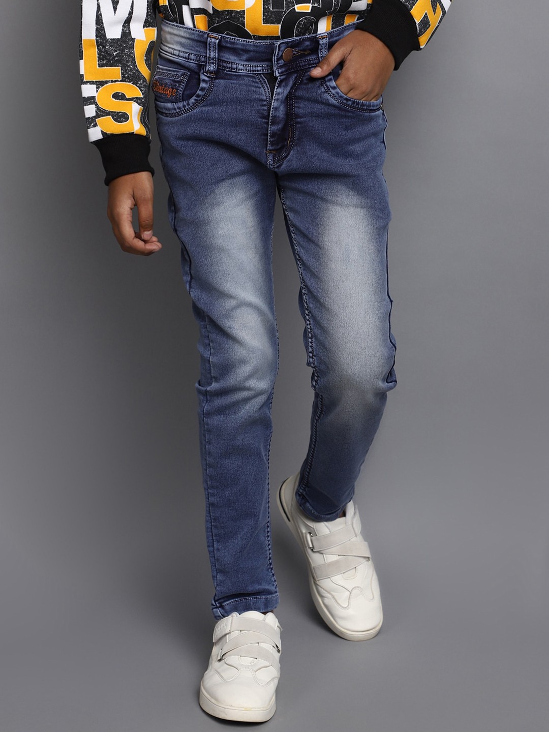 

V-Mart Boys Blue Clean Look Heavy Fade Jeans