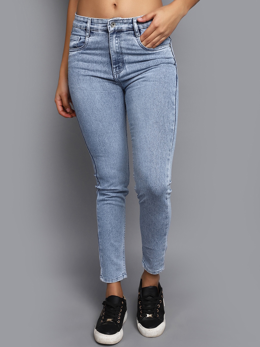 V-Mart Women High-Rise Heavy Fade Jeans, Blue