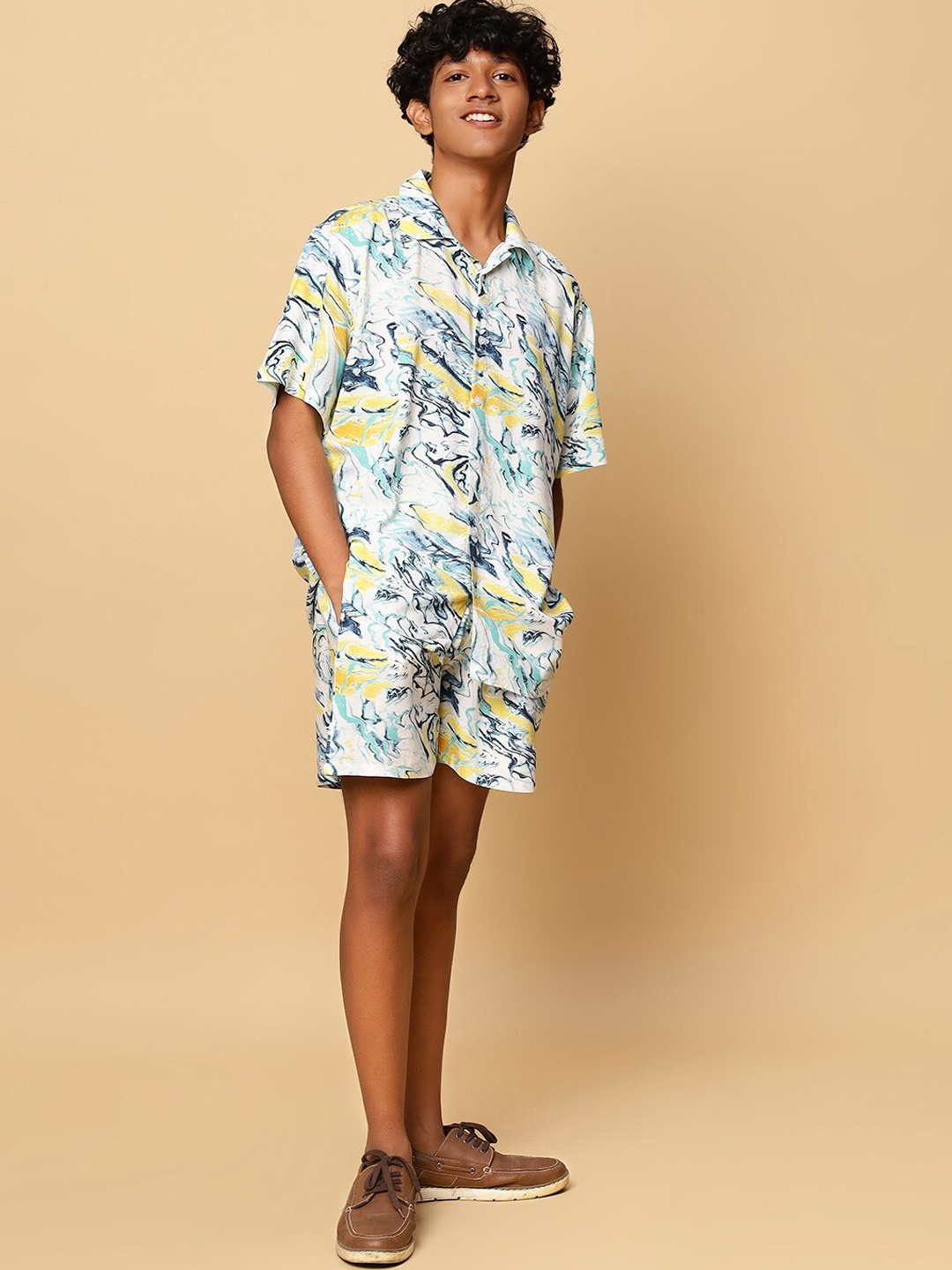 

TeenTrums Boys Printed Shirt With Shorts, White
