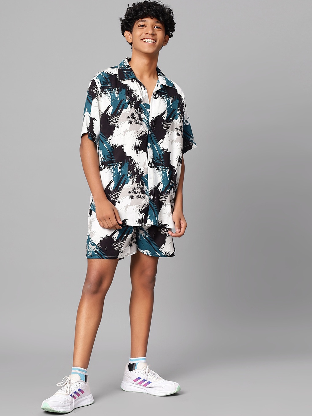 

TeenTrums Boys Printed Shirt With Shorts, White