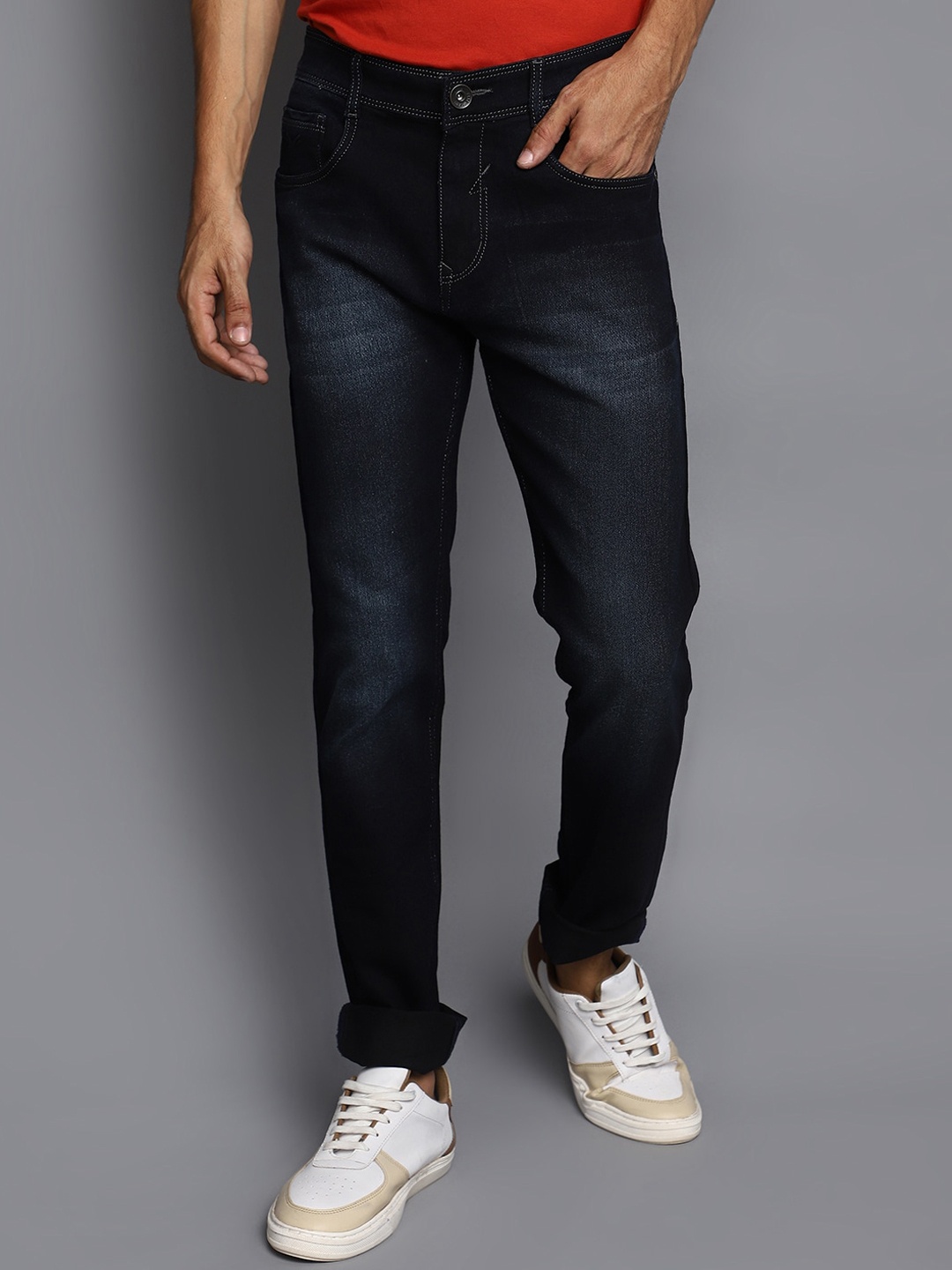 

V-Mart Men Mid-Rise Light Fade Jeans, Black