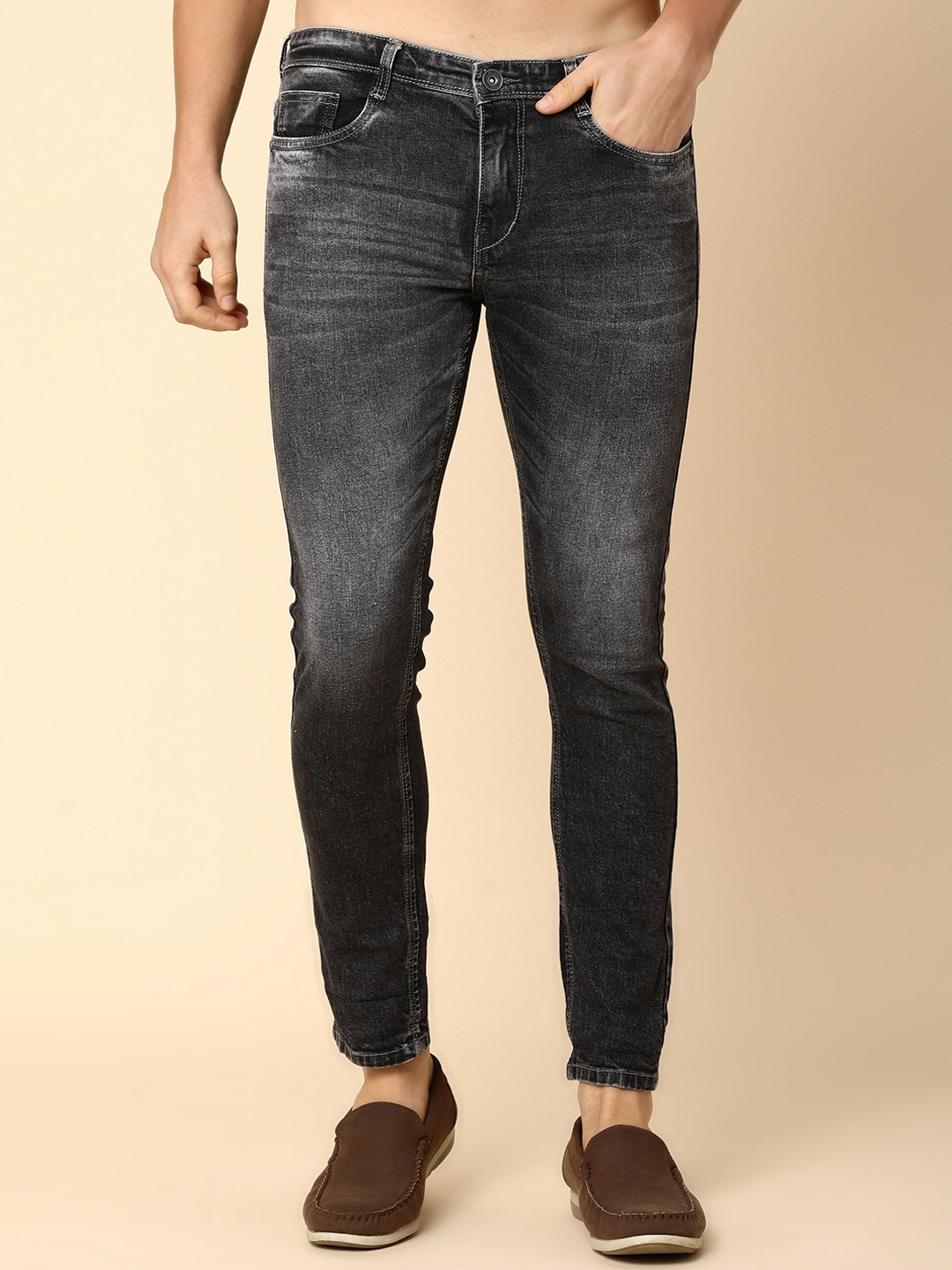 

V-Mart Men Light Fade Clean Look Cotton Jeans, Grey