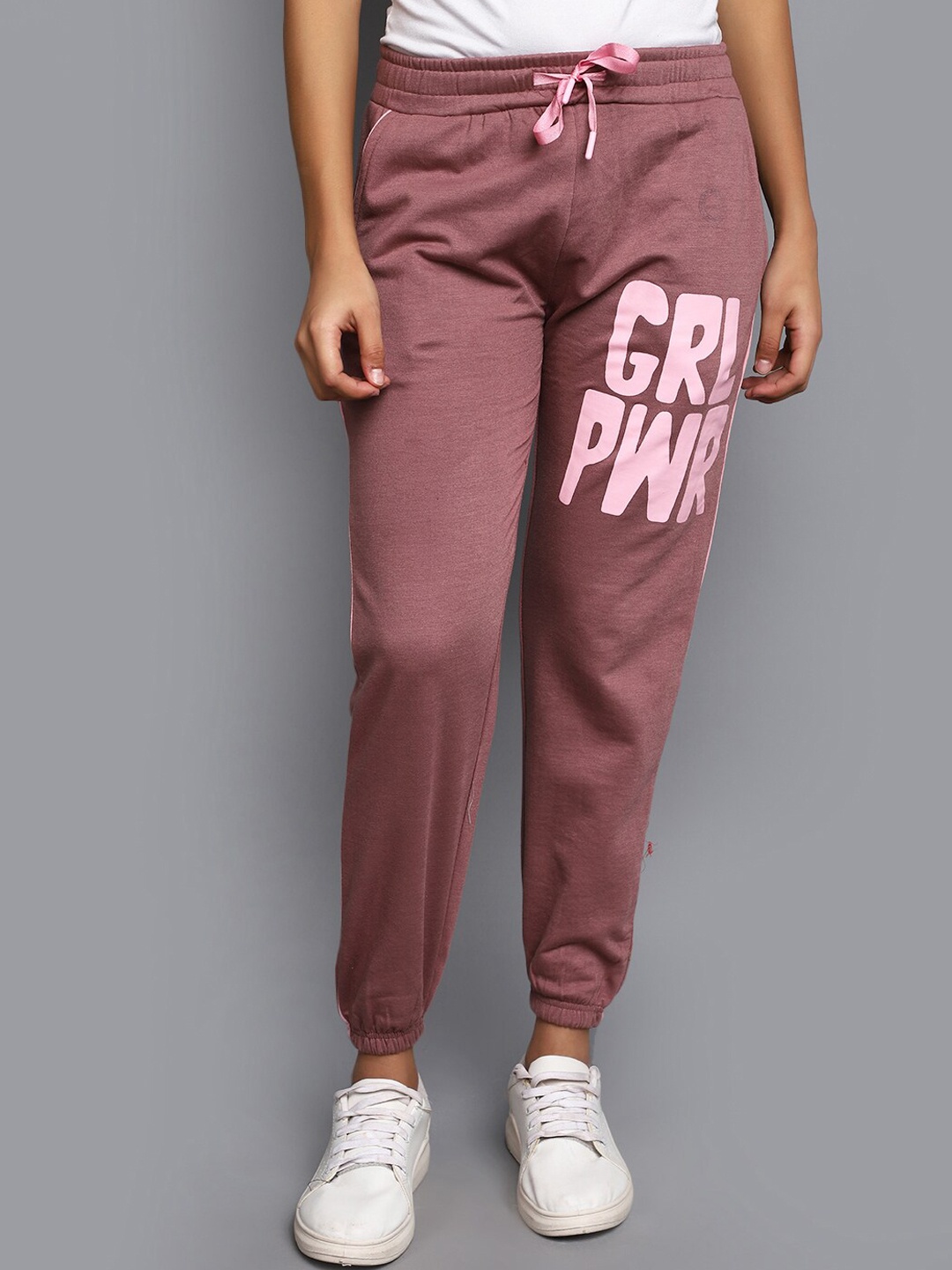 

V-Mart Women Typography Printed Mid-Rise Fleece Joggers, Mauve