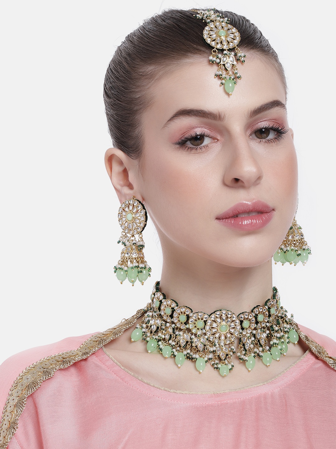 

Peora Gold-Plated Kundan-Studded Jewellery Set, Green