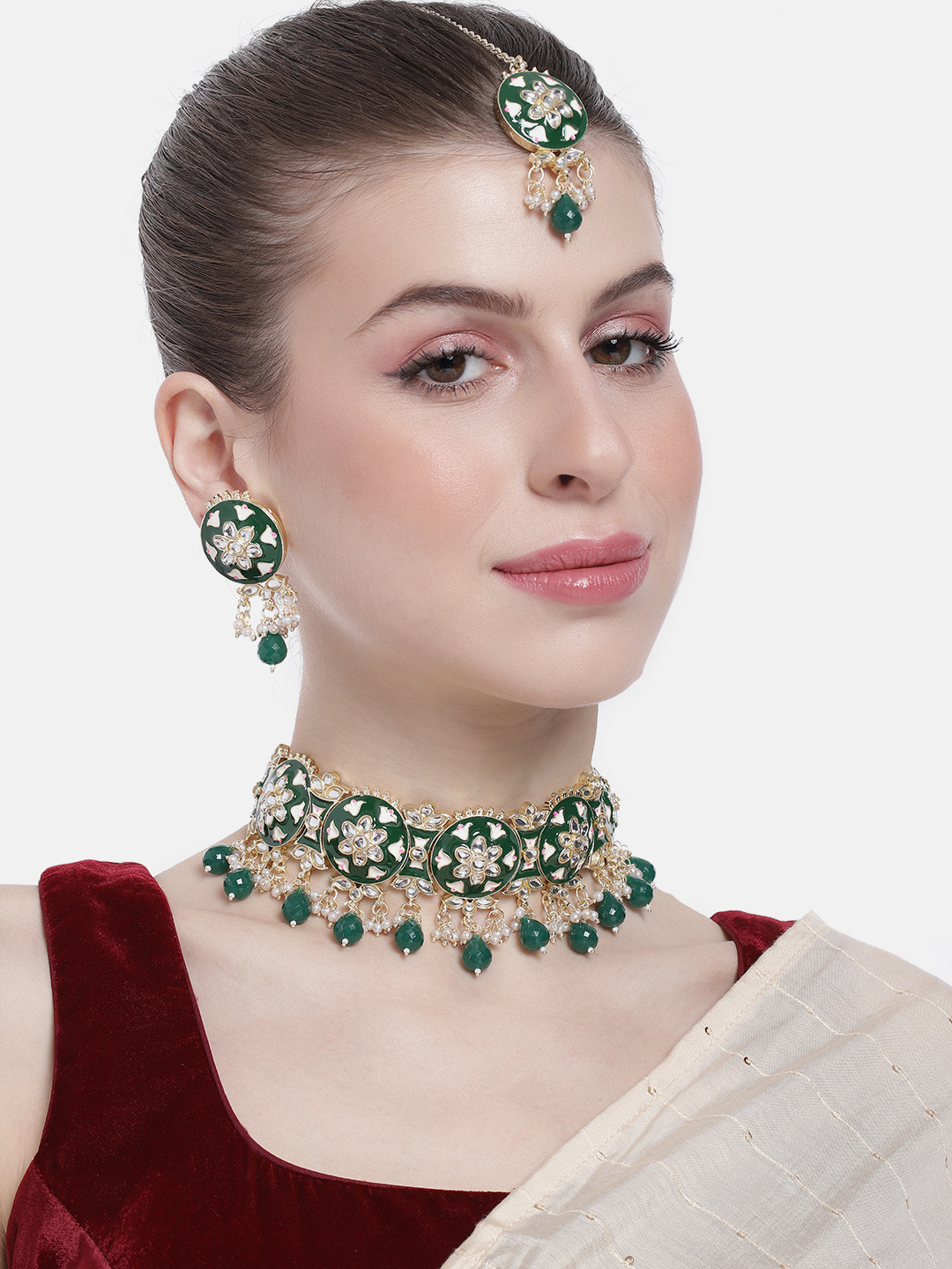 

Peora Women Gold-Plated Kundan Studded Choker Necklace with Earrings and Maangtikka, Green
