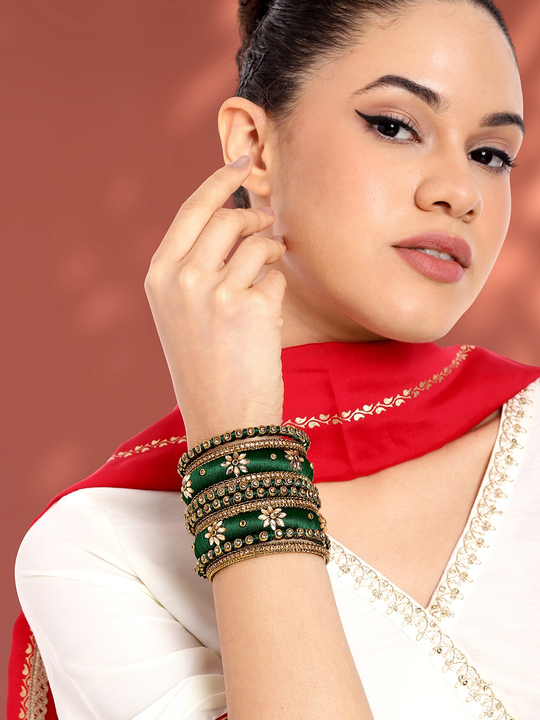 

Peora 10-Piece Gold-Plated Silk Thread & Stone-Studded Bangles, Green