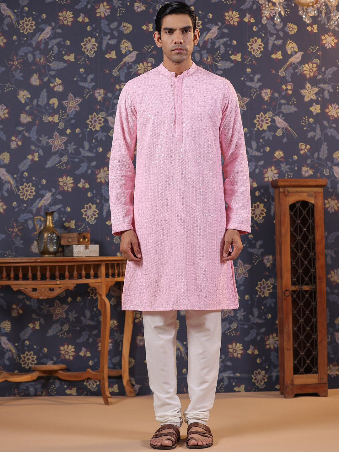 

House of Pataudi Ethnic Motifs Embroidered Mandarin Collar Sequinned Detail Straight Kurta, Pink