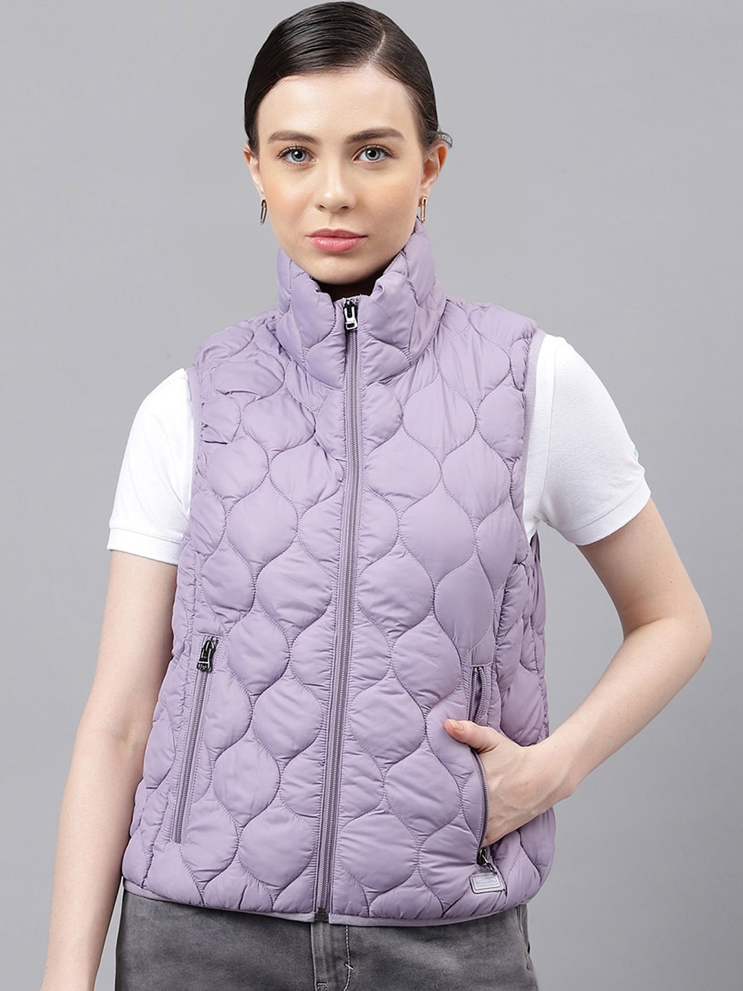 

Woodland Self Design Mock Collar Sleeveless Quilted Jacket, Lavender