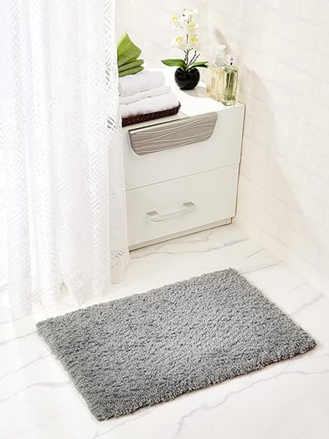 

PEQURA Grey Rectangular Cotton & Wool Drying Anti-Skid Bath Rug