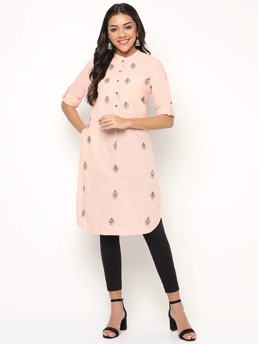 

BARARA ETHNIC Floral Embroidered Mandarin Collar Pure Cotton Straight Kurta, Peach