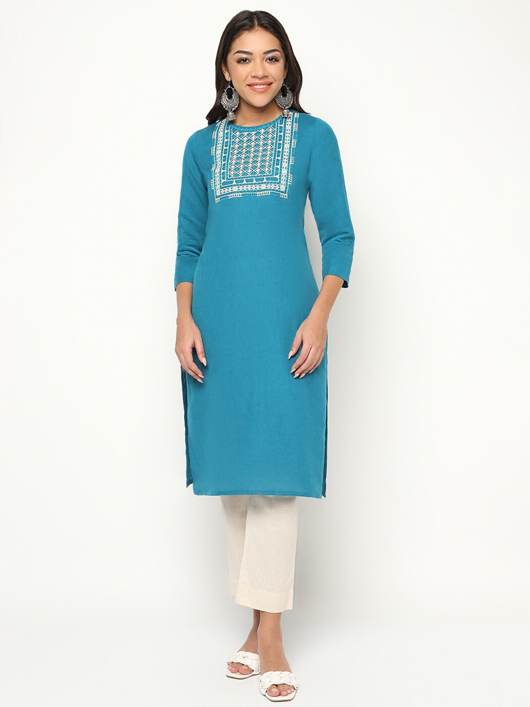 

BARARA ETHNIC Yoke Design Embroidered Pure Cotton Straight Kurta Set, Blue