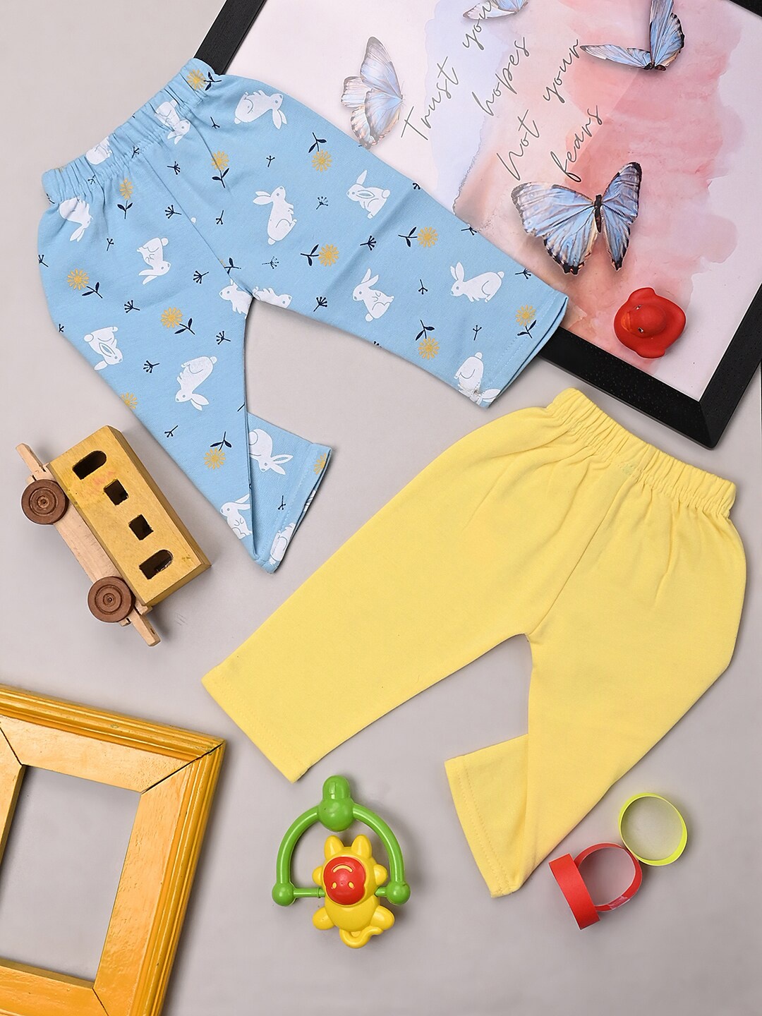 

V-Mart Infants Pack Of 2 Conversational Printed Cotton Straight Lounge Pants, Yellow
