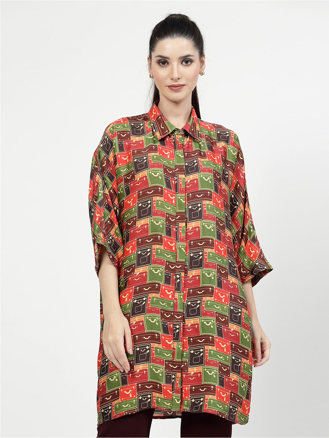 

OFFICE & YOU Classic Graphic Printed Longline Boxy Shirt, Red