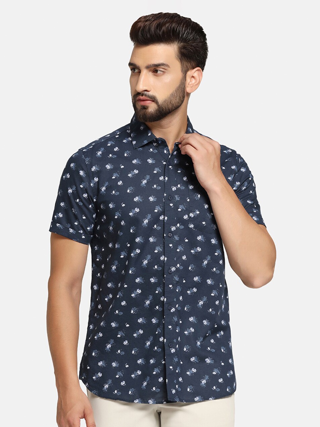 

Blackberrys India Slim Fit Floral Printed Twill Cotton Casual Shirt, Navy blue